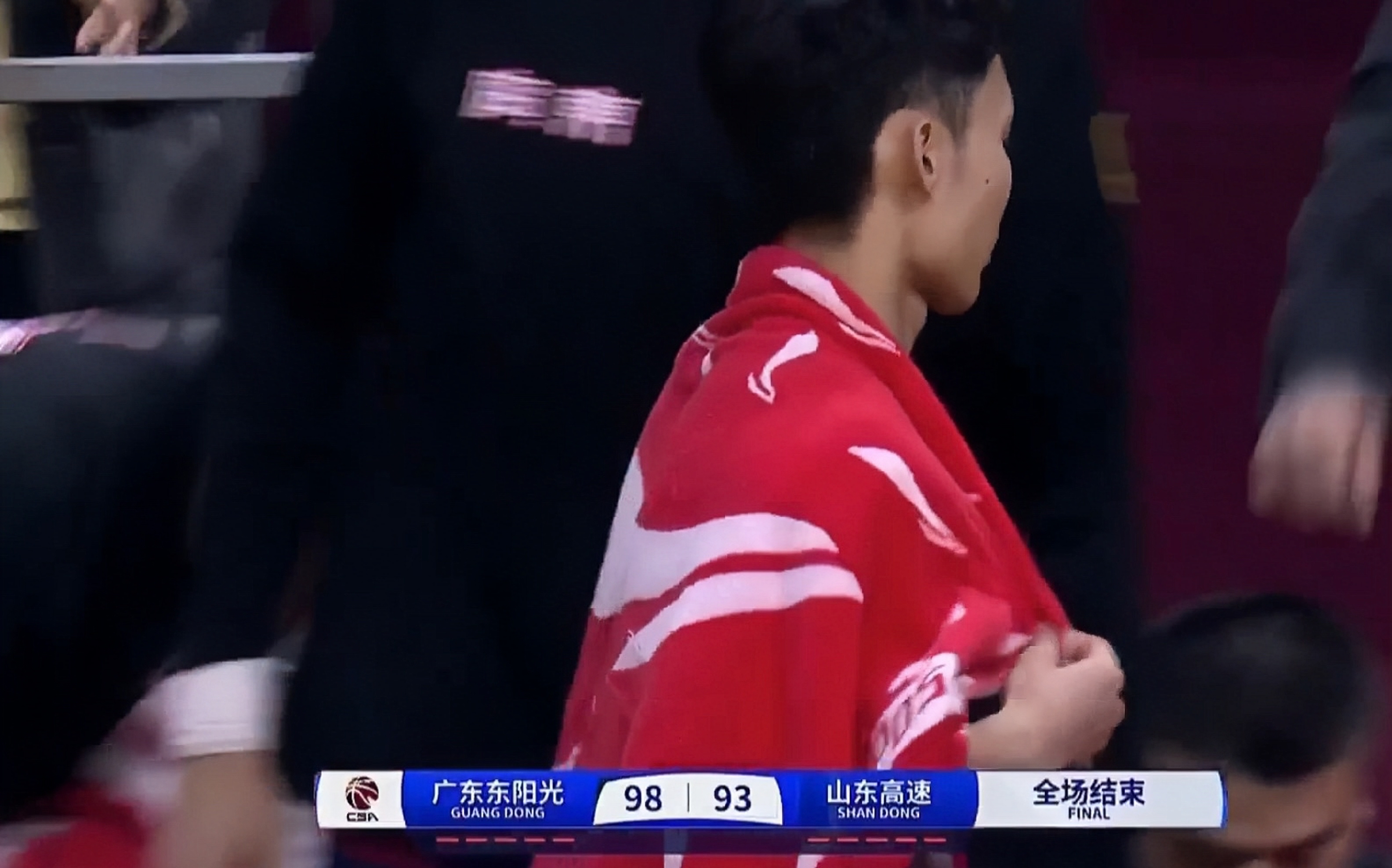 广东男篮遭遇波折，保持冷静应对的简单介绍